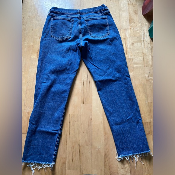 GAP girlfriend mid rise jeans - straight leg - 30 / 10R - Picture 4 of 4